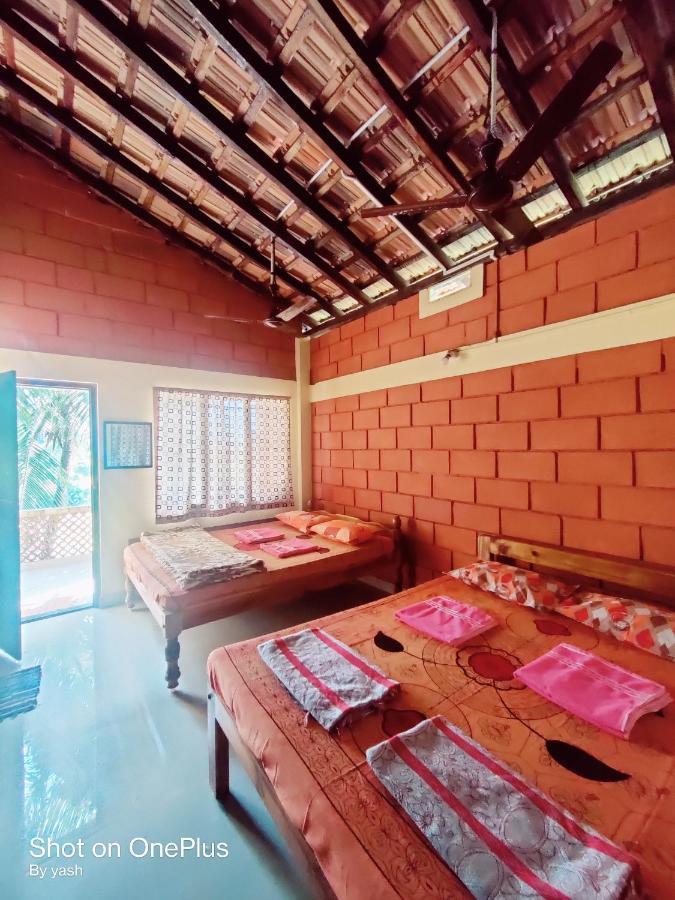 Surya Guest House Gokarna  Exterior foto